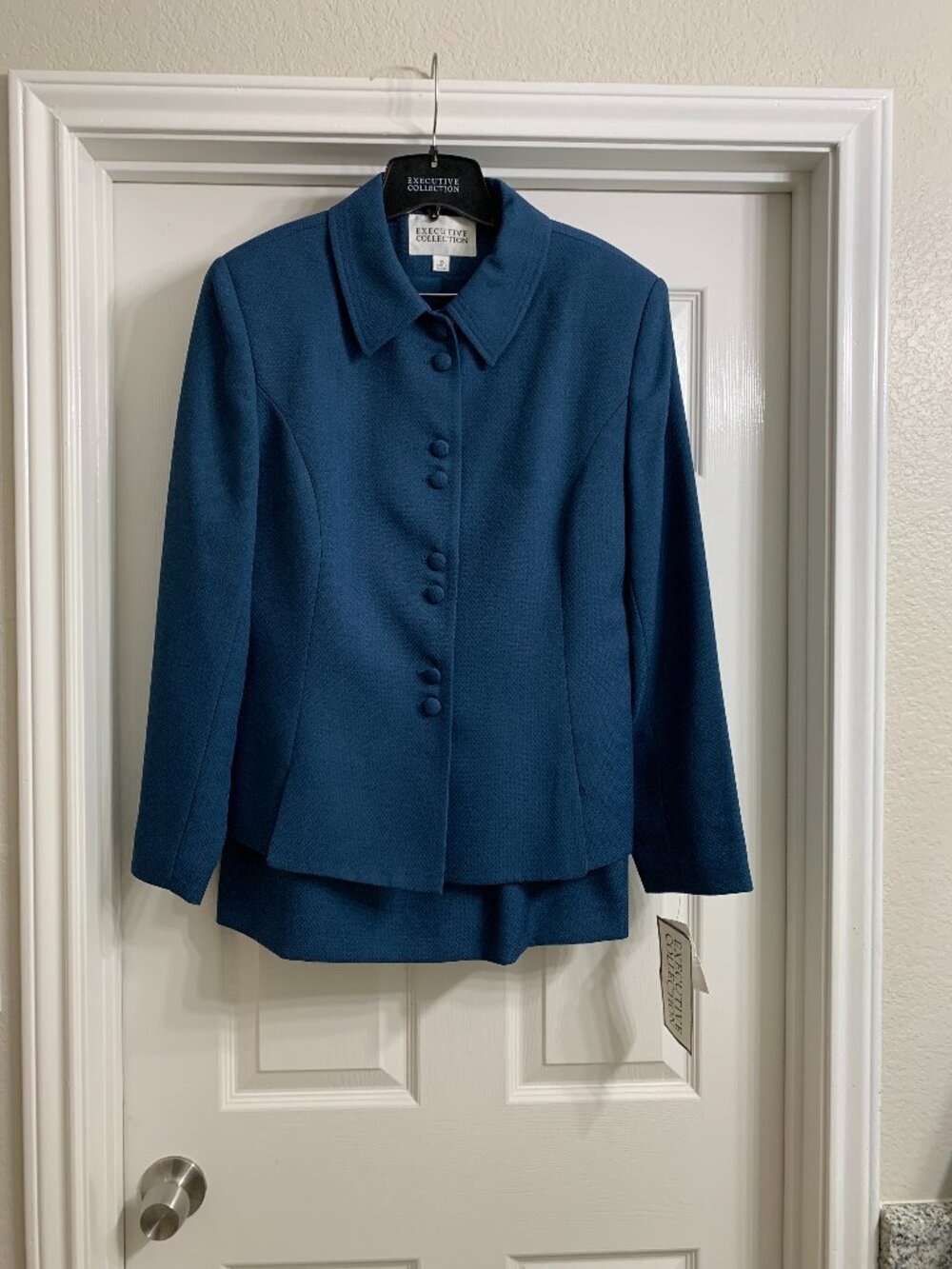 Executive Collection Women's Peacock Blue Suit, Size 14 (NWT)
